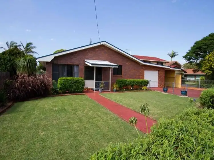16 Paull Street, Wilsonton QLD 4350