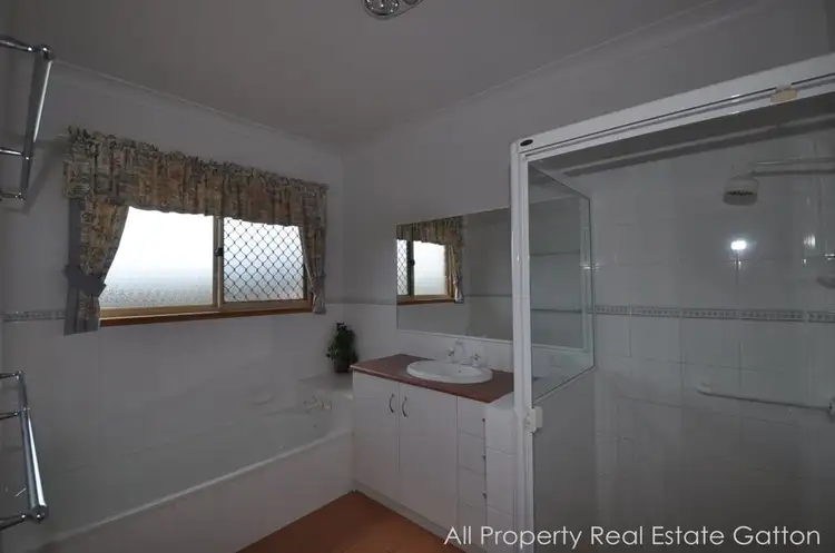 Sixth view of Homely house listing, 33 Deroydon Court, Adare QLD 4343