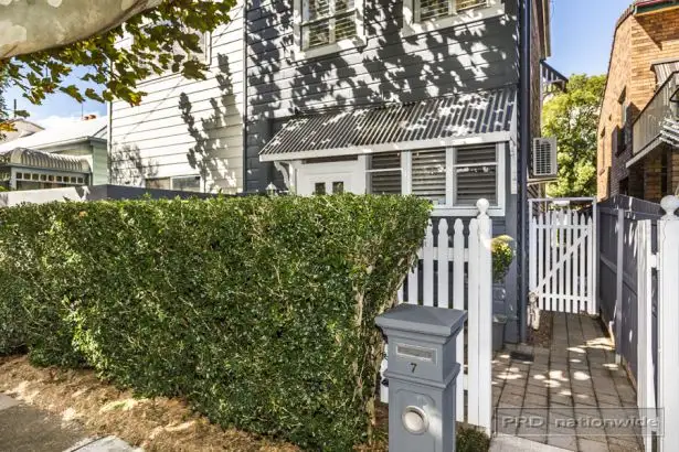 7 Murray Street, Hamilton NSW 2303
