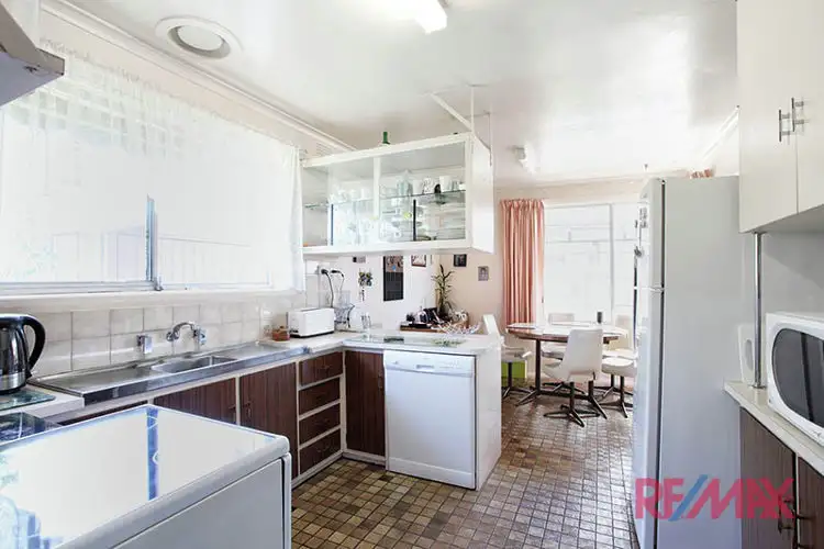 Fifth view of Homely house listing, 8 Glencoe Grove, Dandenong North VIC 3175