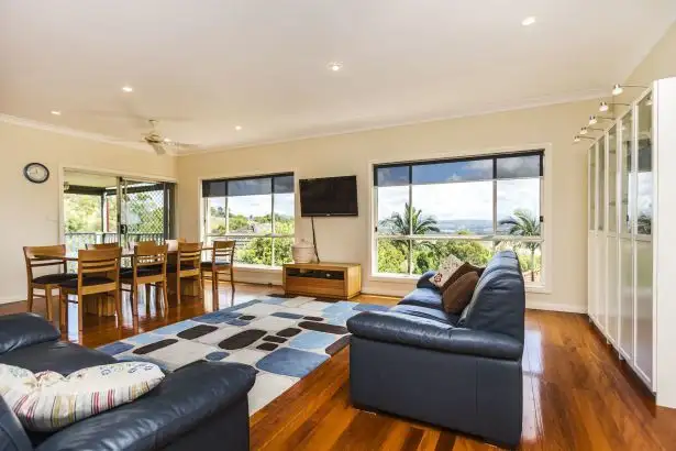 Second view of Homely house listing, 20 Hillview Crescent, Macquarie Hills NSW 2285