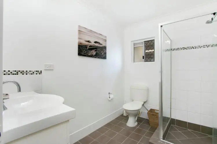 Sixth view of Homely unit listing, 1/473 McCoombe Street, Mooroobool QLD 4870