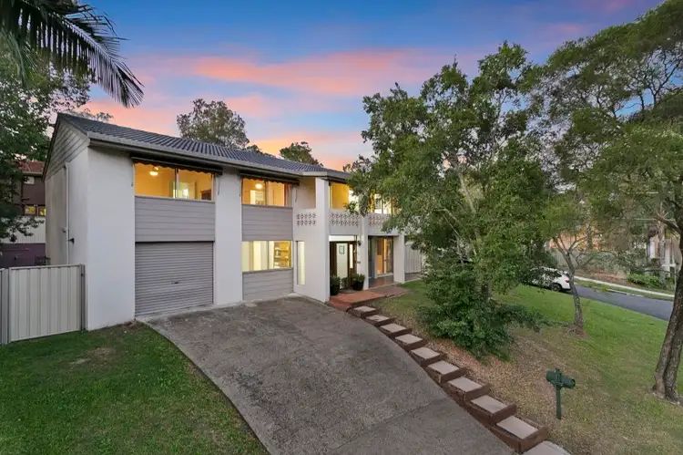 40 Aberfoyle Street, Kenmore QLD 4069