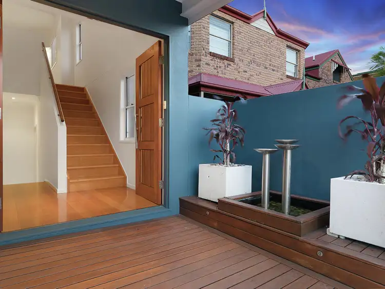 Second view of Homely house listing, 150 Mountjoy Terrace, Manly QLD 4179
