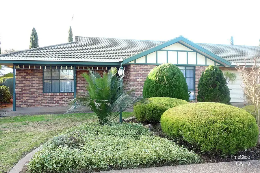Main view of Homely house listing, 2/3 Travers Street, Central, Wagga Wagga NSW 2650
