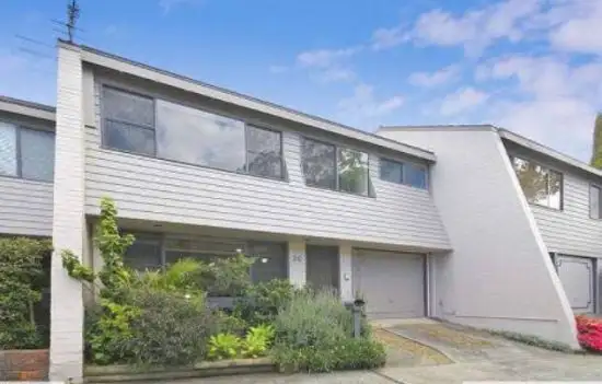 30/10-16 Batemans Rd, Gladesville NSW 2111