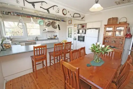 Fifth view of Homely house listing, 8 Ring Street, Tamworth NSW 2340