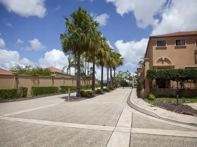 Main view of Homely townhouse listing, 20/105 Oldfield Road, Sinnamon Park QLD 4073