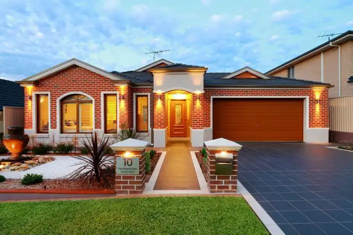 10 Honeyeater Crescent, Beaumont Hills NSW 2155