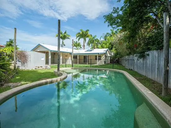 8 Lorikeet Close, Port Douglas QLD 4877