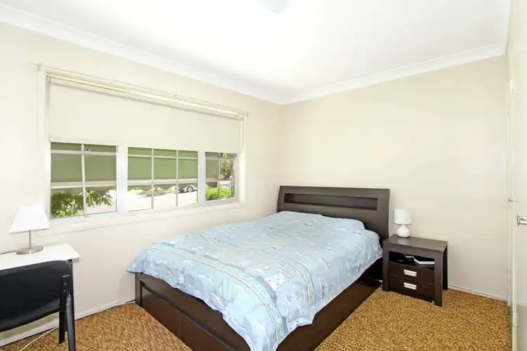 Fifth view of Homely house listing, 1-2/13 Yarmouth Parade, Tamworth NSW 2340