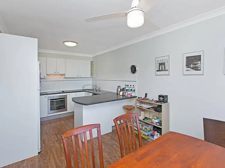 Seventh view of Homely apartment listing, 2/306 Kent Street, Teneriffe QLD 4005