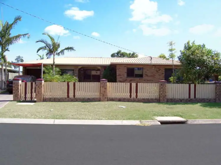 30 Moatah Drive, Beachmere QLD 4510