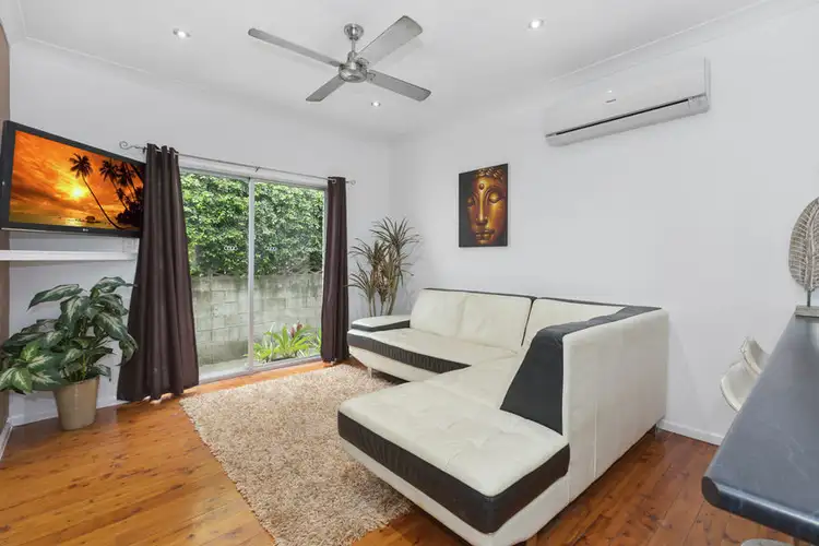 Fifth view of Homely unit listing, 2/76 Dutton Street, Coolangatta QLD 4225