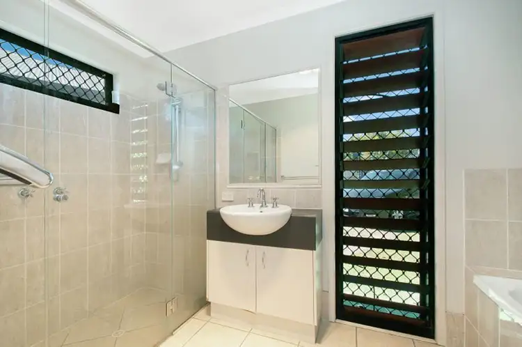 Fifth view of Homely house listing, 1 Glennie Cl, Caloundra West QLD 4551