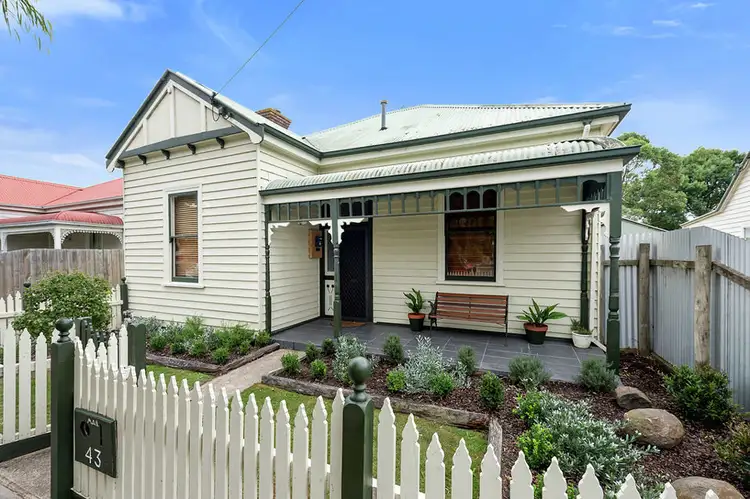 43 Wallace Street, Colac VIC 3250
