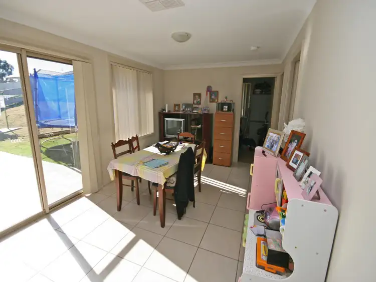 Fourth view of Homely house listing, 5 Sippel Close, Tamworth NSW 2340