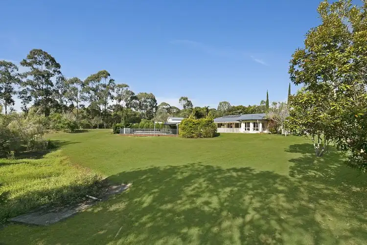 Second view of Homely house listing, 3 Breckenridge Crt, Thornlands QLD 4164