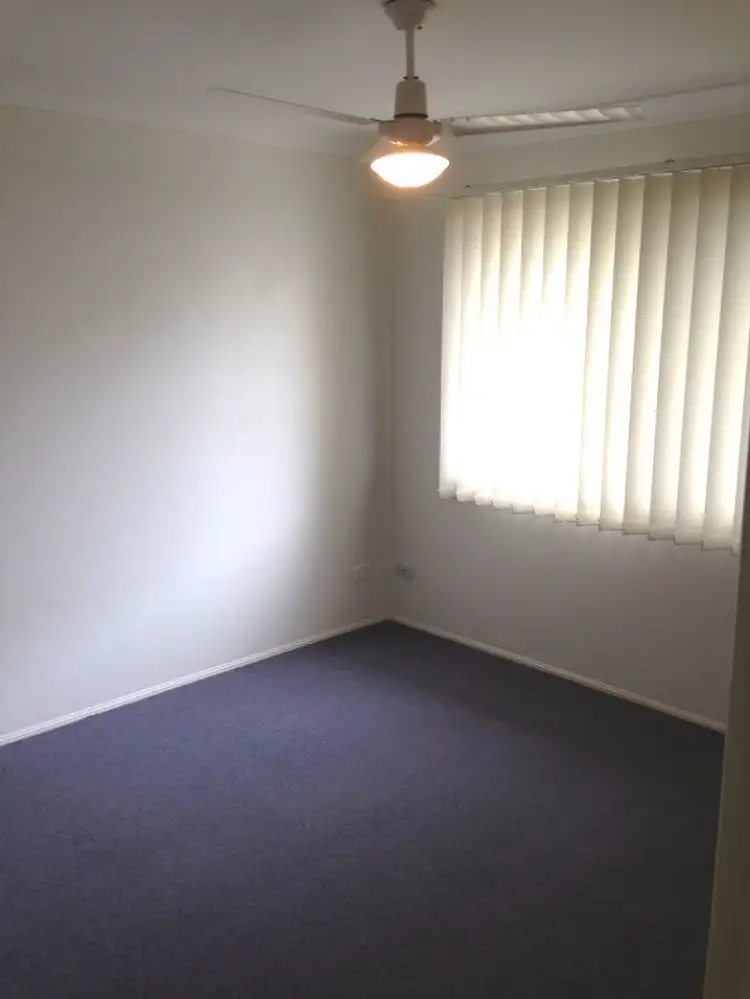 Sixth view of Homely house listing, 5 Dodson Cresent, Mount Kynoch QLD 4350