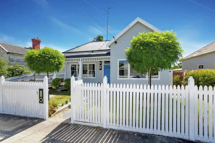 11 Thomas Street, Colac VIC 3250