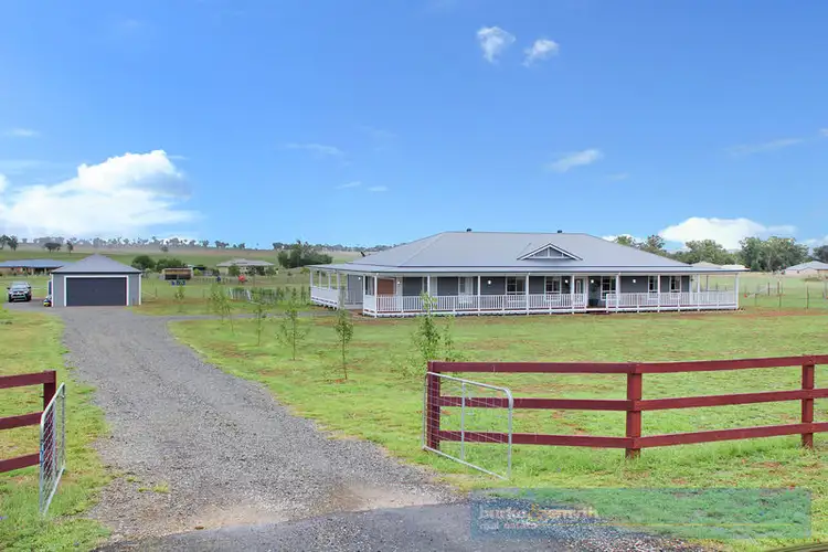 6 Horseshoe Place, Tamworth NSW 2340