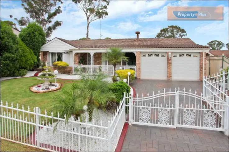 26 Coonawarra Drive, St Clair NSW 2759