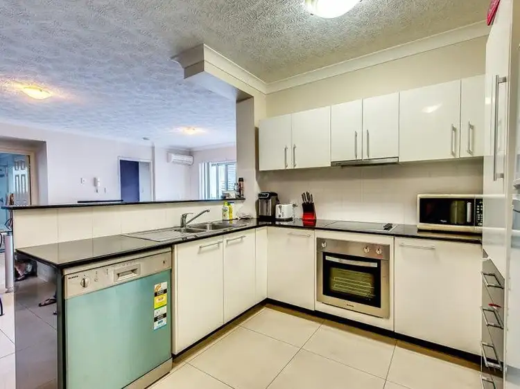 Third view of Homely unit listing, 18/14 Le Grand Street, Macgregor QLD 4109