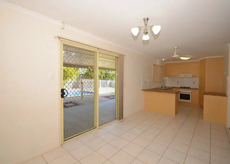 Seventh view of Homely house listing, 33 Anchorage Cct, Point Vernon QLD 4655