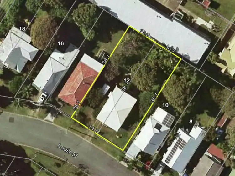 12 Louis Street, Redcliffe QLD 4020
