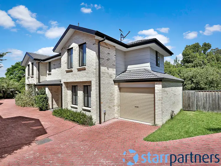 2/2A Collis Place, Minto NSW 2566