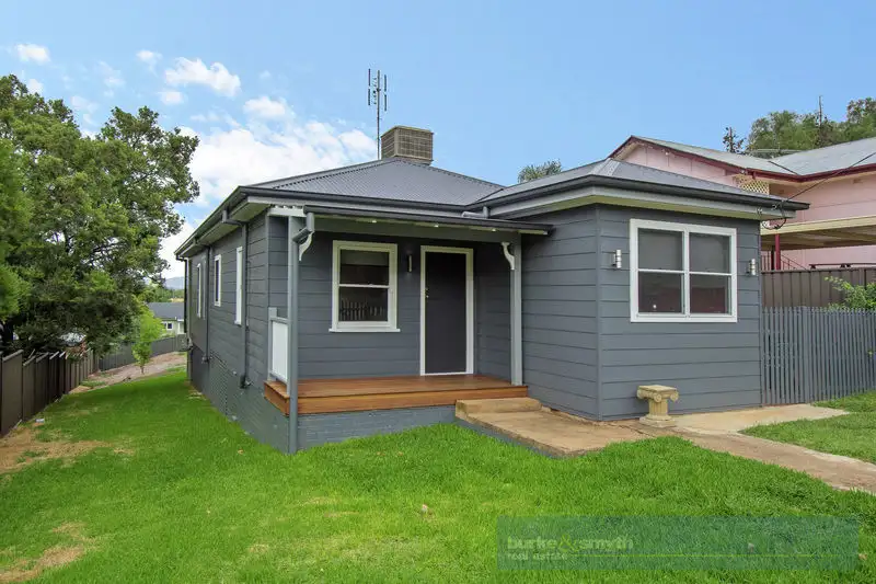Main view of Homely house listing, 33 Rawson Avenue, Tamworth NSW 2340