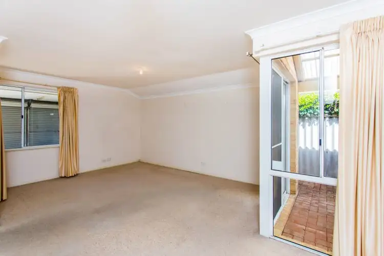 Seventh view of Homely house listing, 1/133 Labouchere Road, Como WA 6152