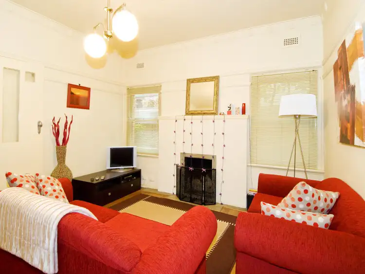 Second view of Homely apartment listing, 3/2 Irving Avenue, Prahran VIC 3181