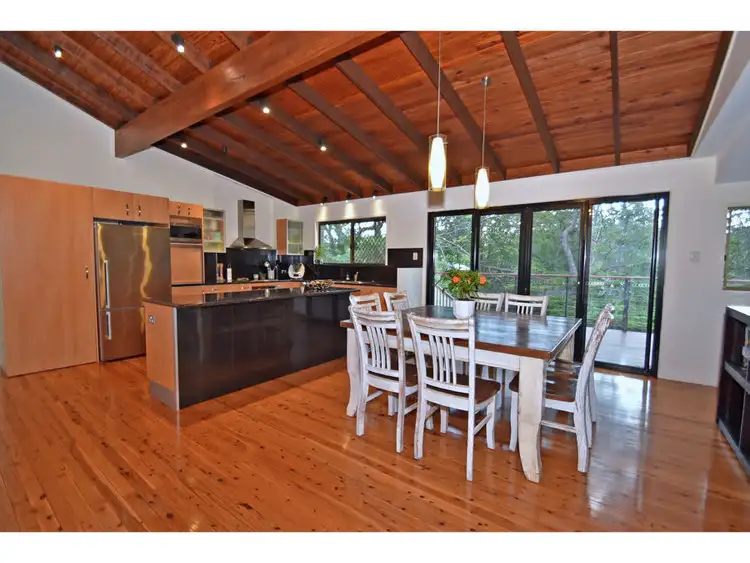 Fourth view of Homely house listing, 819 Cavendish Road, Holland Park QLD 4121