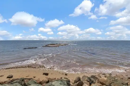 52 Gayundah, Woody Point QLD 4019