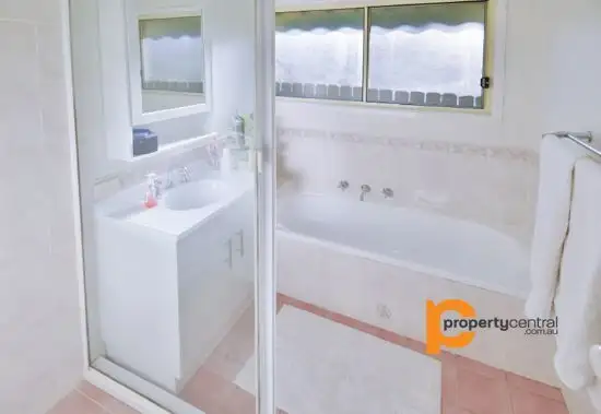 Fifth view of Homely house listing, 10 Britten Close, Cranebrook NSW 2749