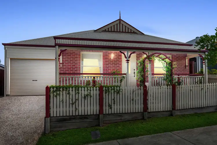 8 Hookes Terrace, Springfield Lakes QLD 4300