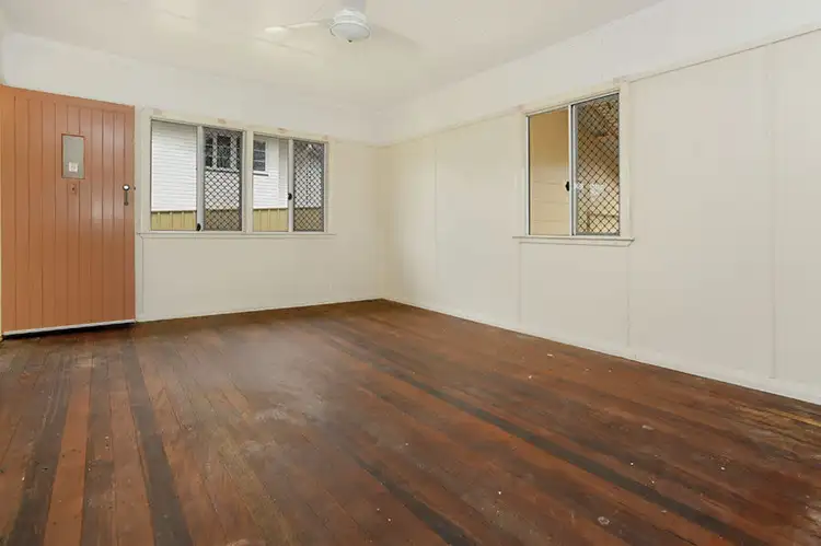 Fifth view of Homely house listing, 28 Oakfield Street, Mount Gravatt East QLD 4122