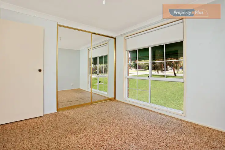 Fifth view of Homely house listing, 10 Hay Close, St Clair NSW 2759