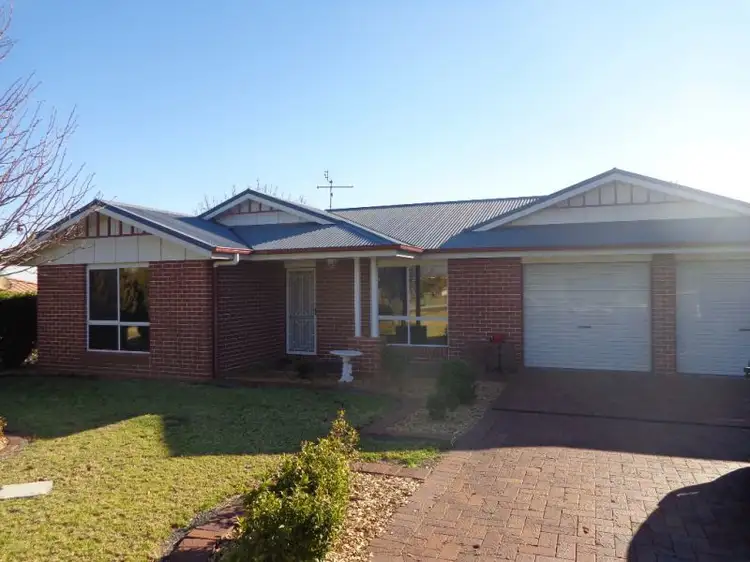 16 Stratford Drive, Wyreema QLD 4352