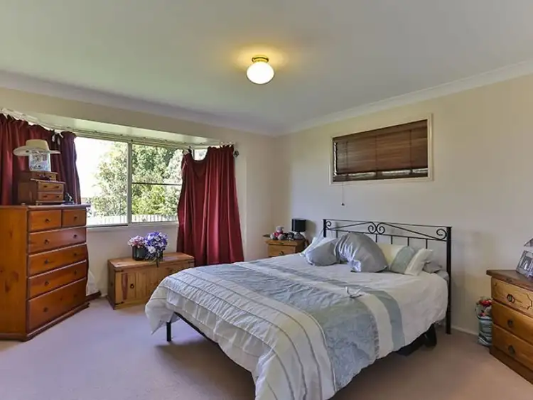 Fifth view of Homely house listing, 4 Connole Court, Kearneys Spring QLD 4350