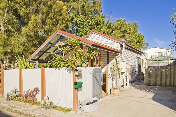 105 Wilson Street, Carrington NSW 2294
