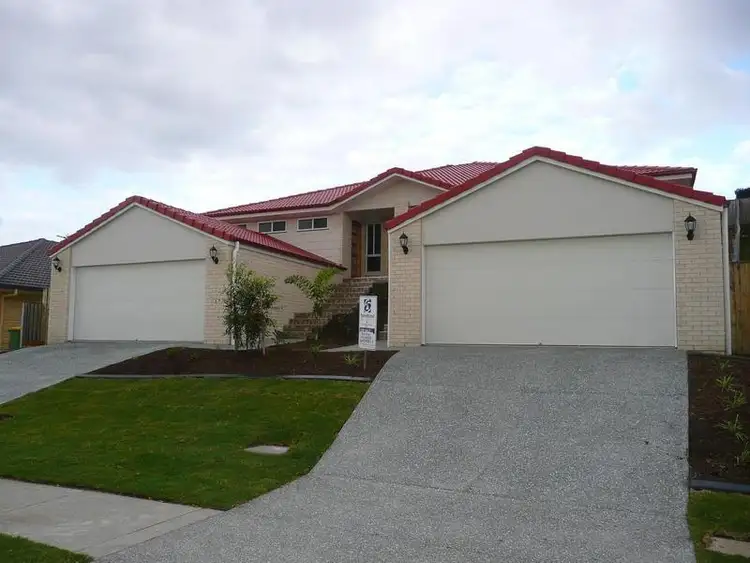 1/66 Hawkesbury Avenue, Pacific Pines QLD 4211