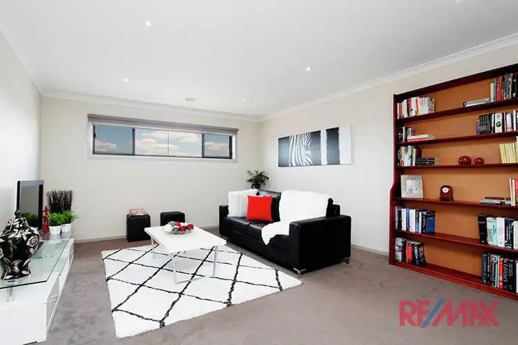 Seventh view of Homely house listing, 10 Katahdin Terrace, Cranbourne North VIC 3977