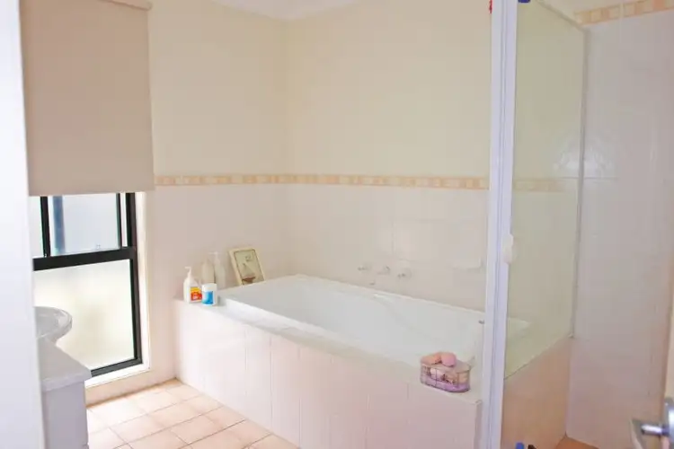 Sixth view of Homely house listing, 26 Settlement Drive, Wadalba NSW 2259
