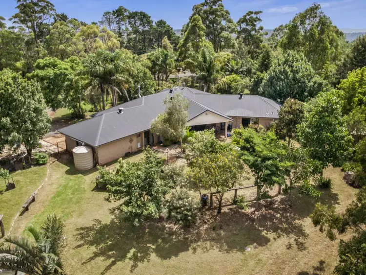 5 Bradys Road, Highfields QLD 4352