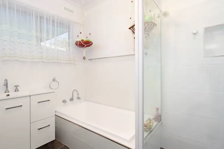 Fifth view of Homely house listing, 27 John Street, Tamworth NSW 2340