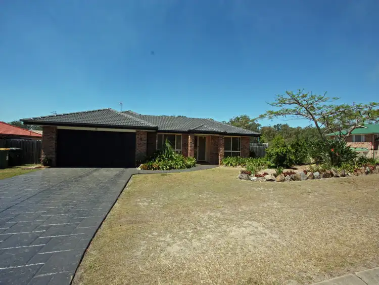 8 Antipodes Close, Pacific Pines QLD 4211