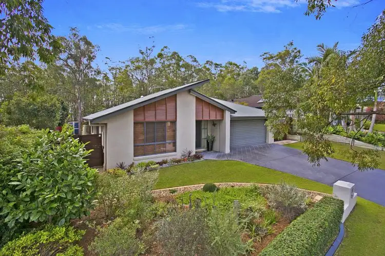52 Brookeside Crescent, Seventeen Mile Rocks QLD 4073