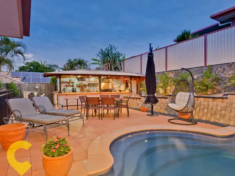 15 Pleasant Place, Wishart QLD 4122